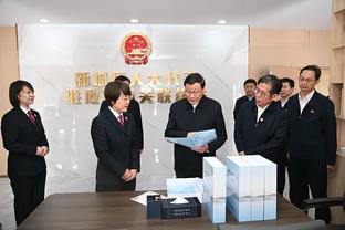 CBA官方：上海男篮第四外援泰-温亚德正式完成注册